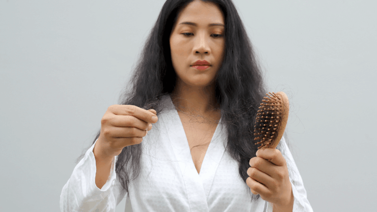 Como diminuir frizz do cabelo?